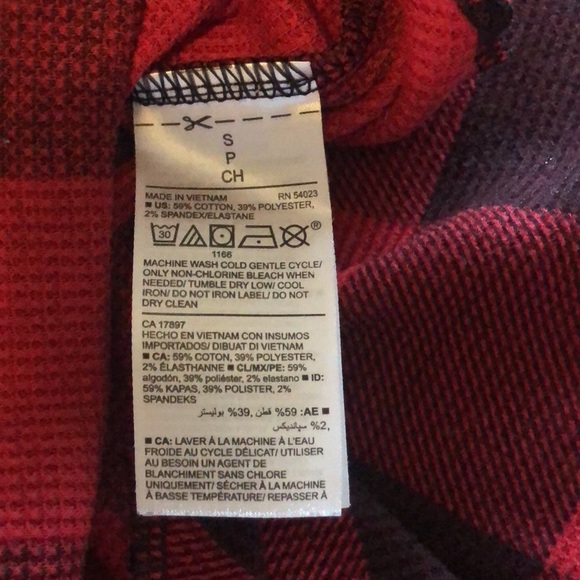 Women’s small old navy t-shirt - Picture 6 of 6